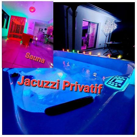 Un Sejour Romantique En Couple Avec Jacuzzi Prive Chromotherapie Jardin Maison Privee Ychoux Kültér fotó