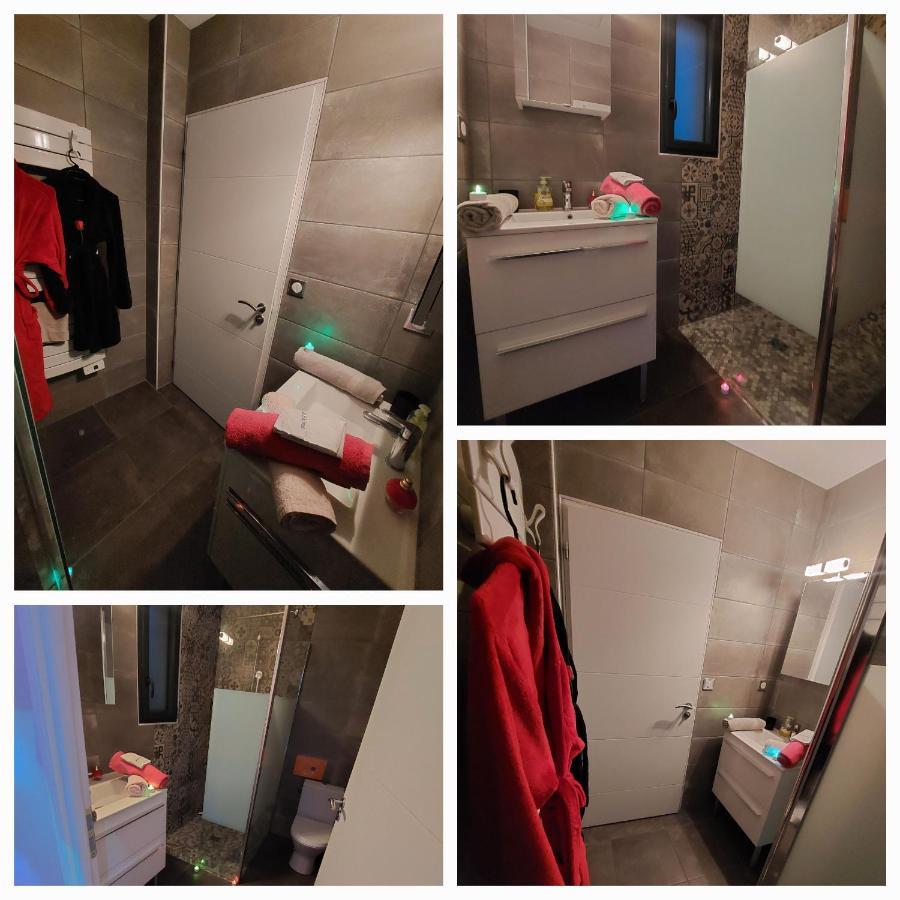 Un Sejour Romantique En Couple Avec Jacuzzi Prive Chromotherapie Jardin Maison Privee Ychoux Kültér fotó